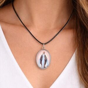 Vintage Red Madonna Pendant Necklace Oval Catholic Cross Back Charm